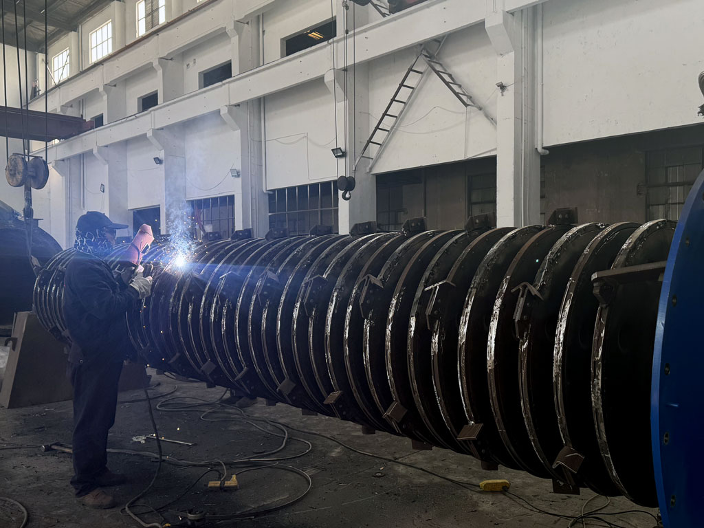 纺织污泥干化实例：日处理5吨，含水率70%降至20%